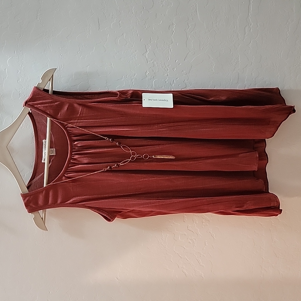 NWT New York Laundry Tank with Necklace Sz L